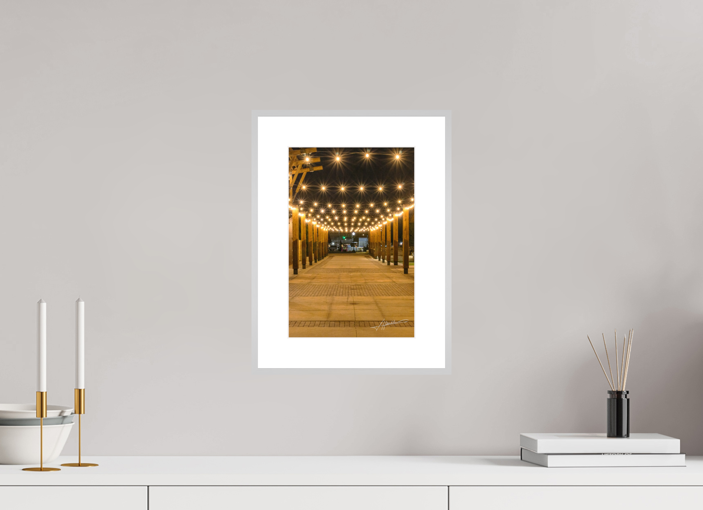 8 x 12″, Changeable Magnetic Frame Guiding Lights