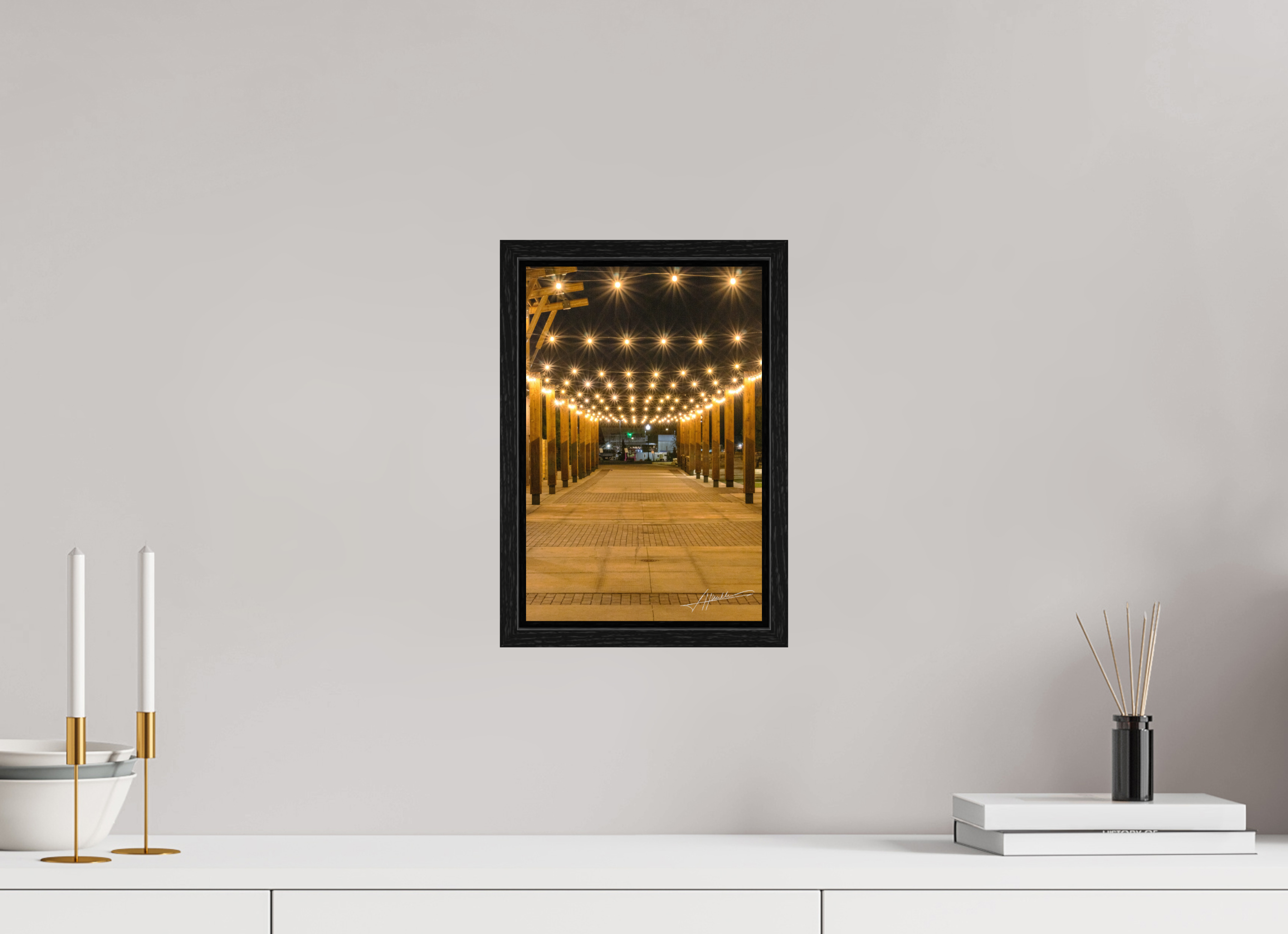 8 x 12″, Floater Frame Guiding Lights