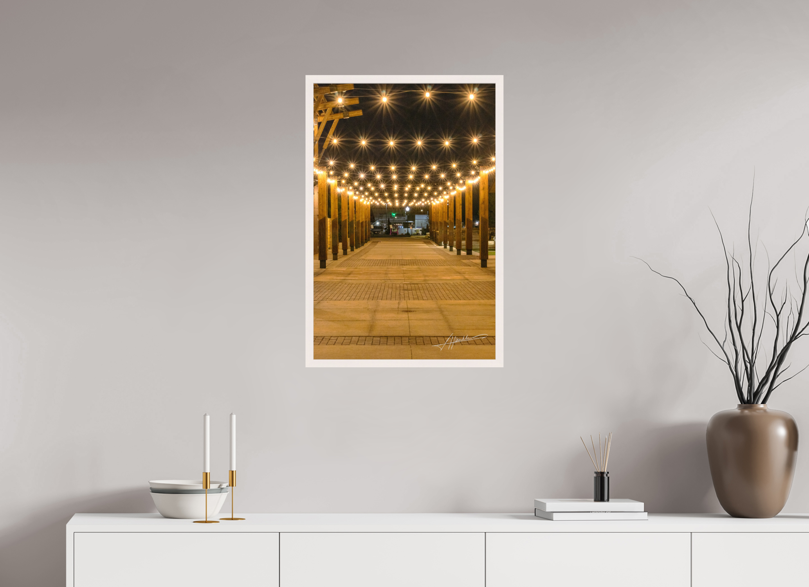 20 x 30″, Gallery Frame Guiding Lights