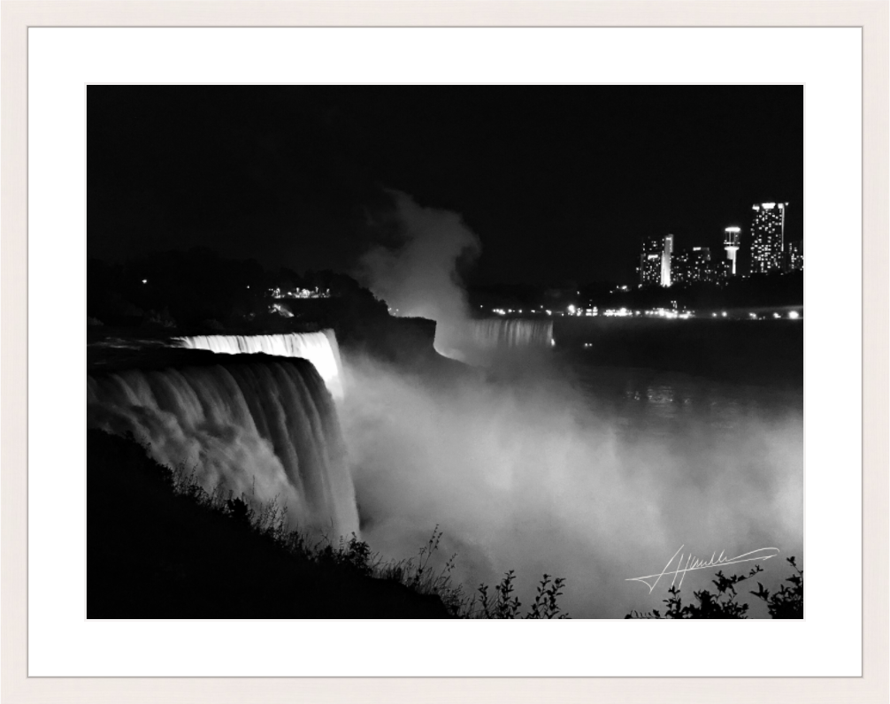 Main image A Night at Niagara
