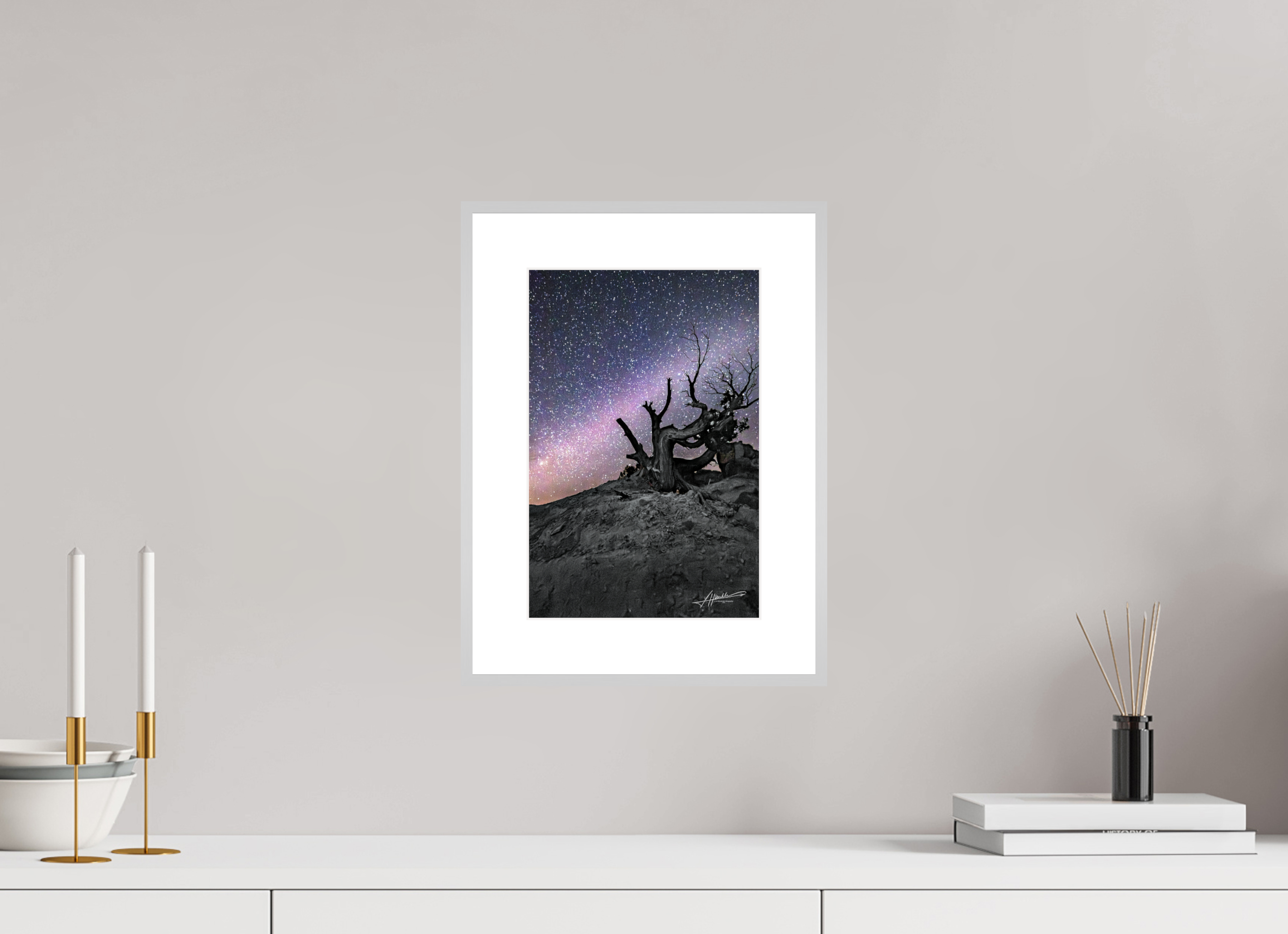 8 x 12″, Changeable Magnetic Frame Reaching the Milky Way
