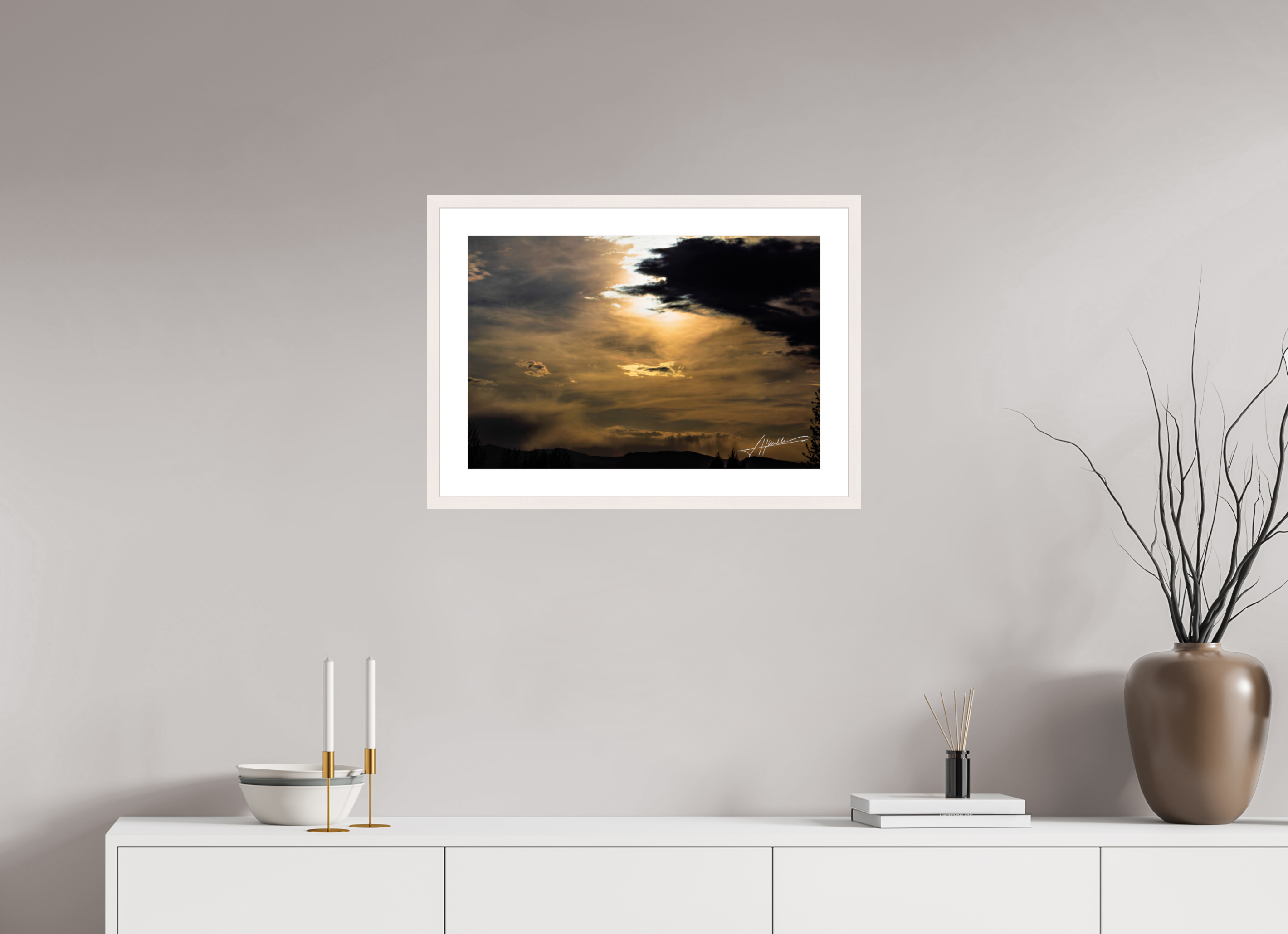 24 x 16″, Solid Wood Frame with Passe-partout Silver Lining