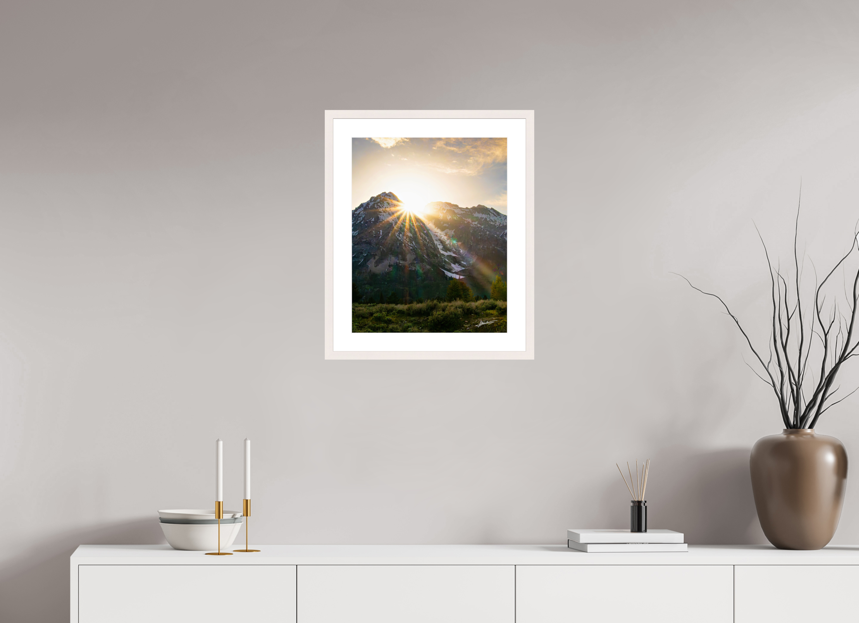 16 x 20″, Solid Wood Frame with Passe-partout The Last Ray