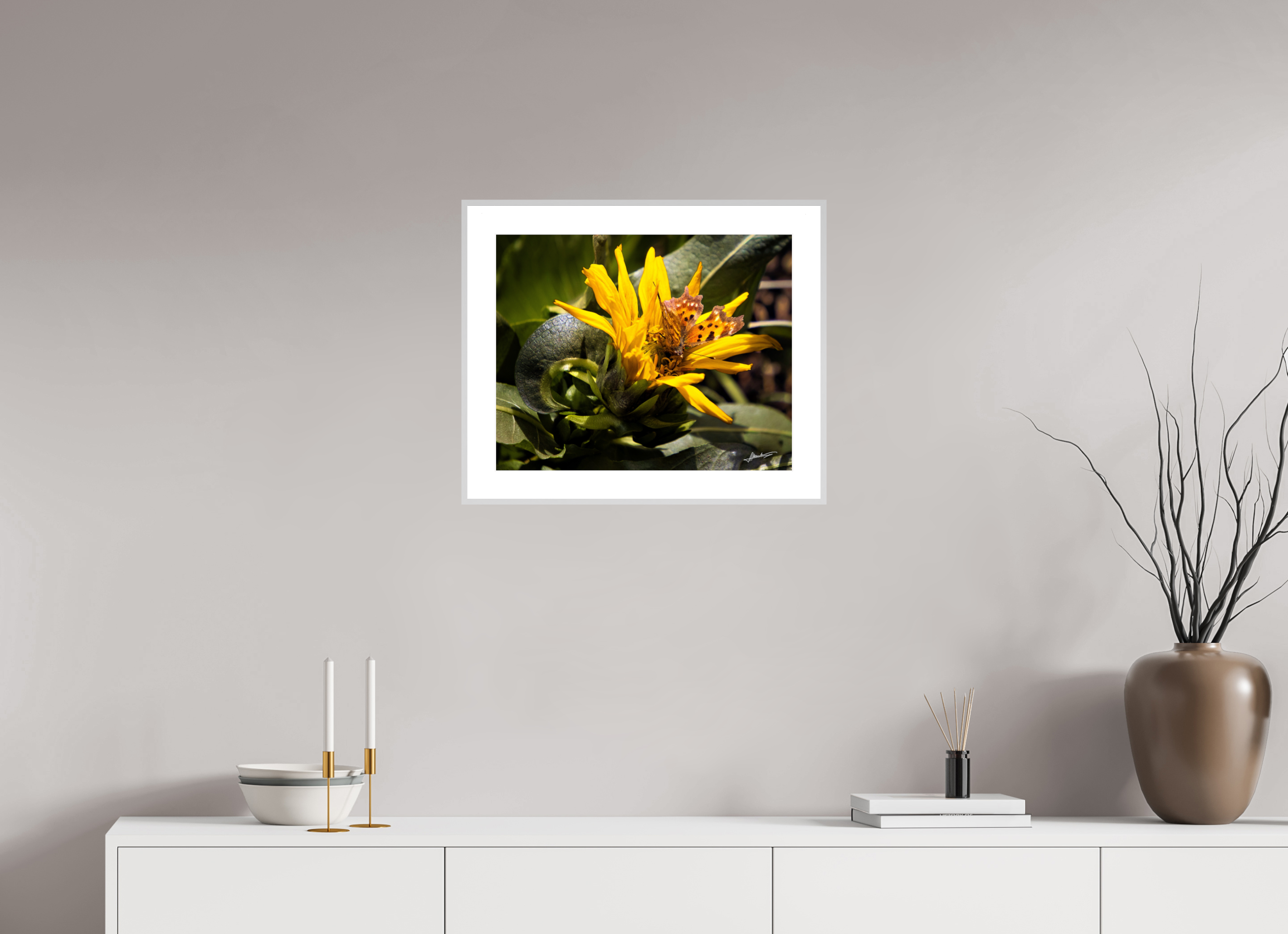 20 x 16″, Changeable Magnetic Frame Busy Butterfly