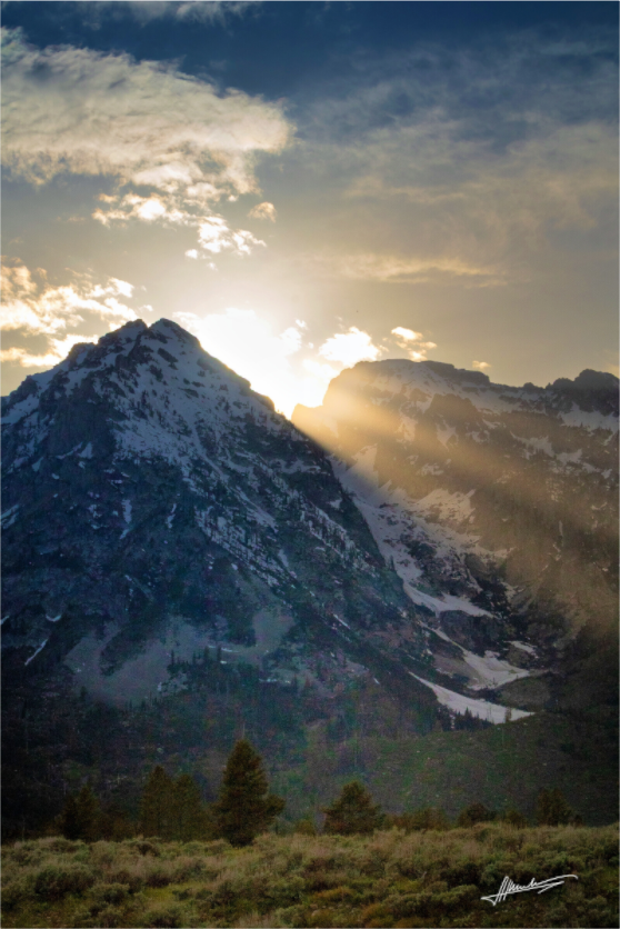 Main image Light on the Valley