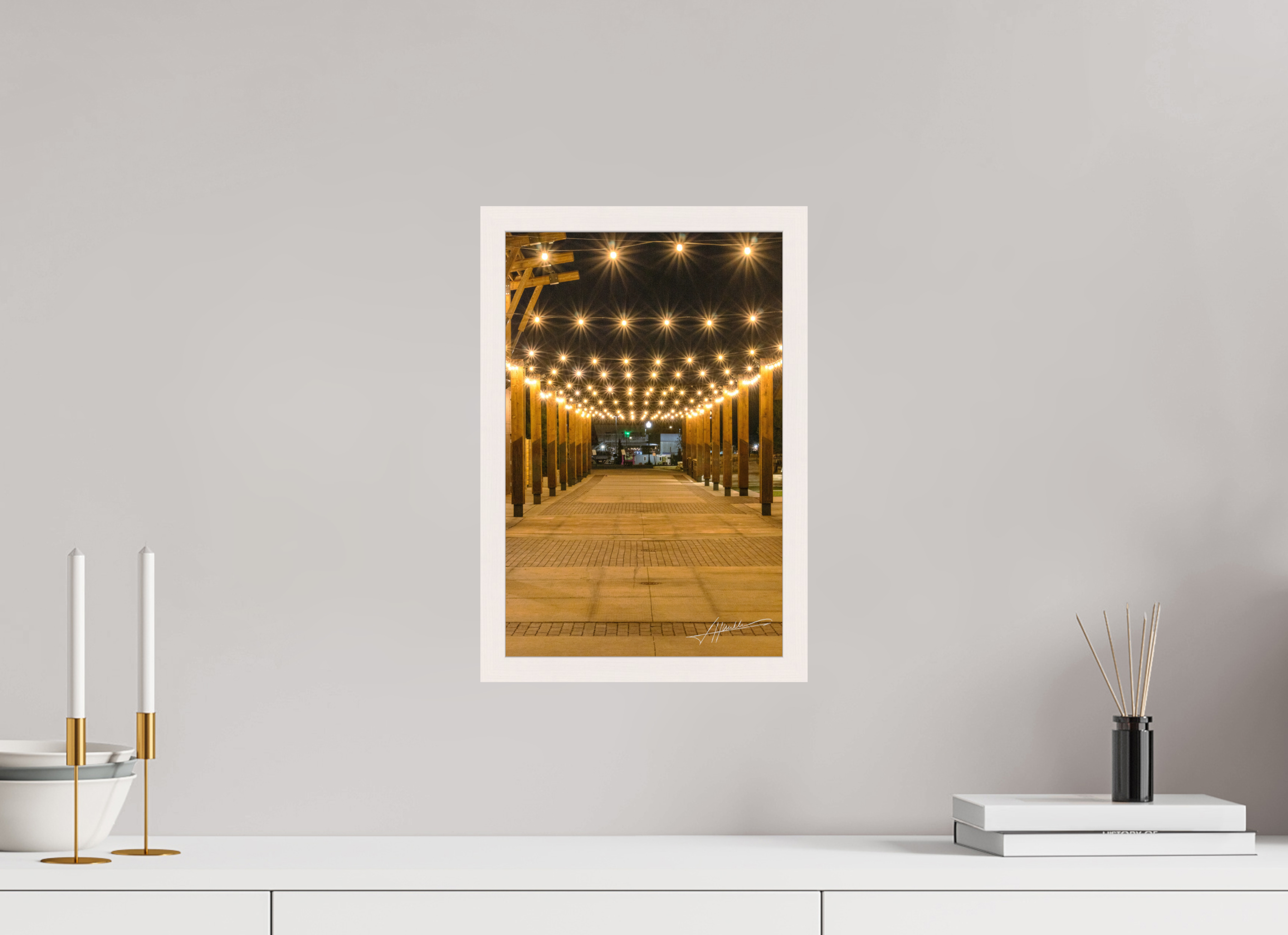 10 x 15″, Gallery Frame Guiding Lights