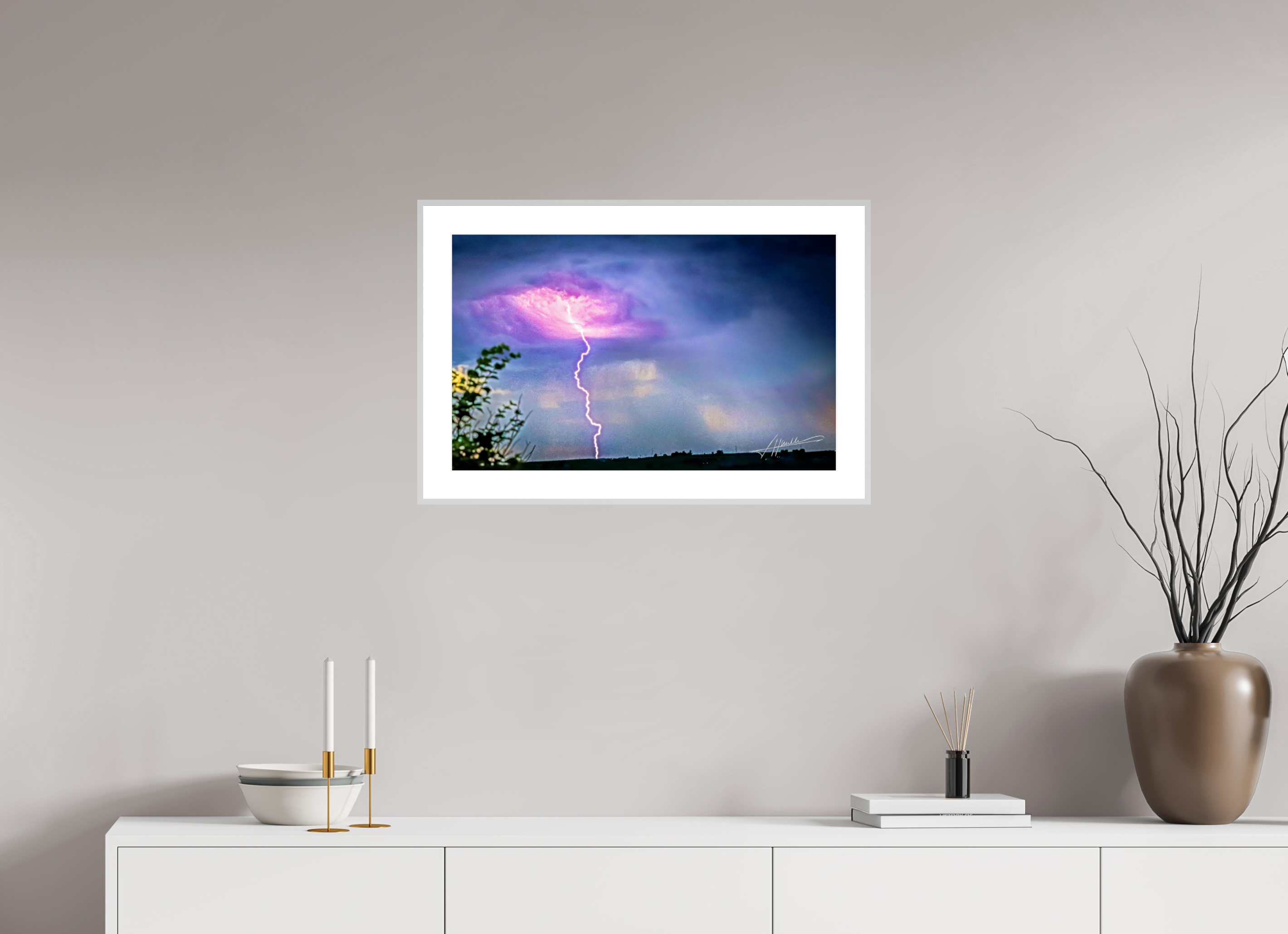 25.9 x 16″, Changeable Magnetic Frame Lightning Strike