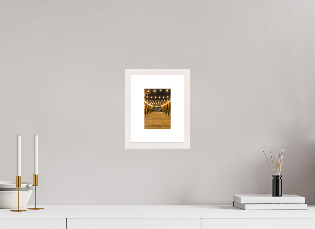 4 x 6″, Solid Wood Frame with Passe-partout Guiding Lights