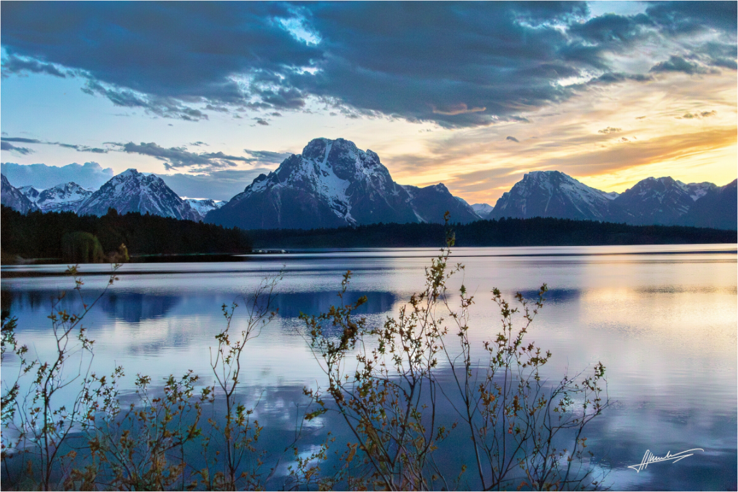 Main image Sunset on Jackson Lake