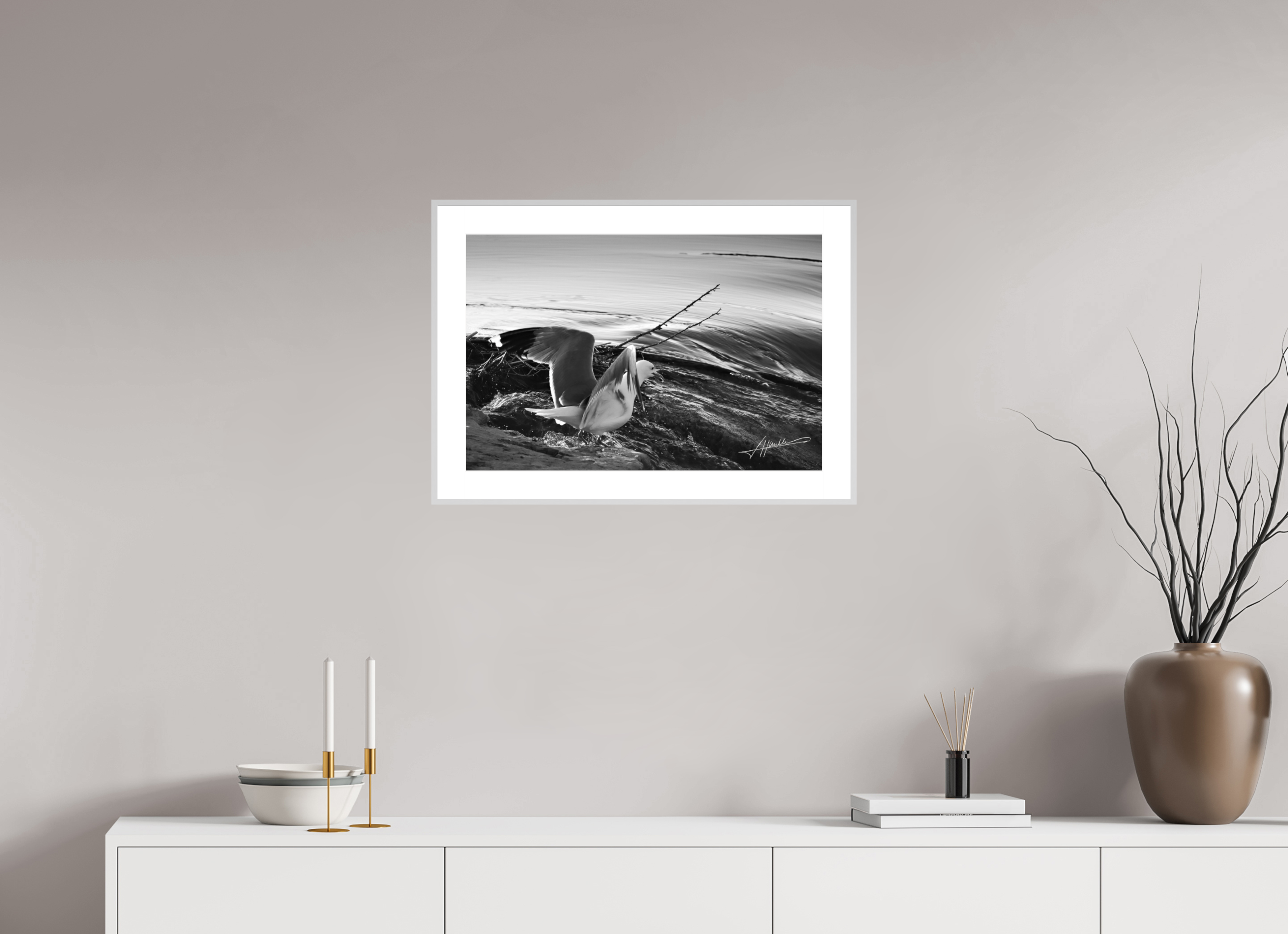 24 x 16″, Changeable Magnetic Frame Seagull Takes Flight